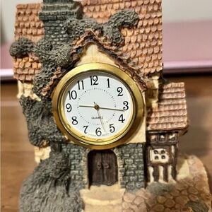 Charming Cottage Clock with Gold Accents